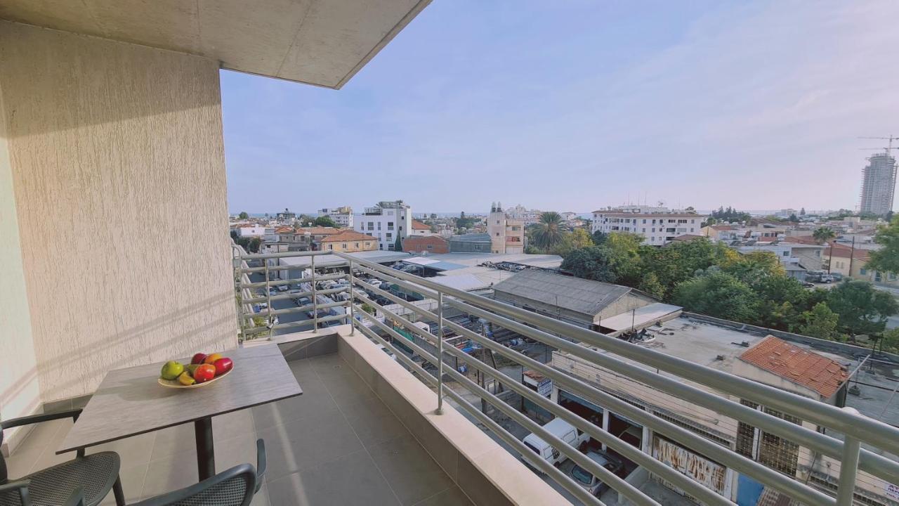 Mystique Penthouse דירה לימסול