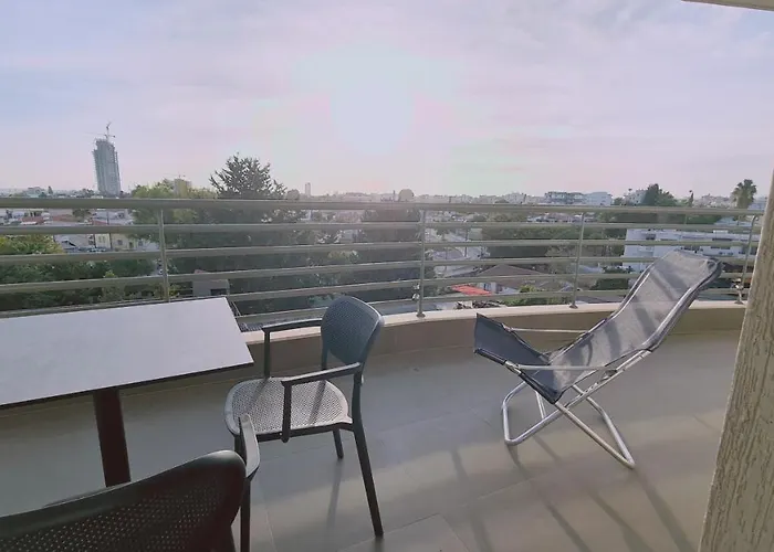 Stay Mystique City Penthouse